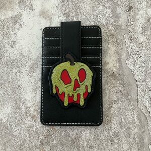 Disney | Snow White Glitter Poison Apple | Villains Cardholder